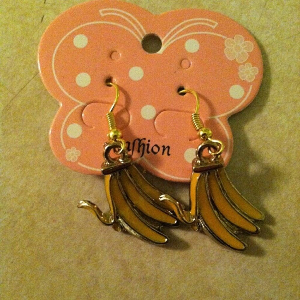 🛍Fun Banana Fashion Earrings🛍